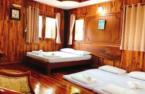 Sarika Villa | คุ้งน้ำ รีสอร์ท นครนายก