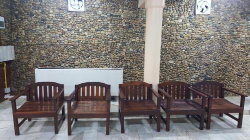 Lat Ya Resort | Ratmanee House