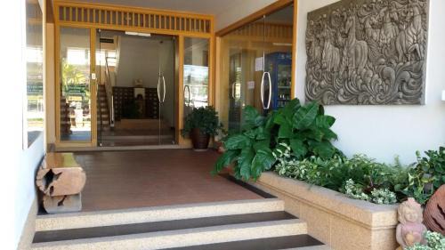 Nok Mueang Hotel | Fortune Surin Hotel