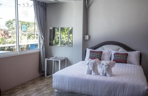 Tak Hotel | Baan Chang Hotel & Coffee House