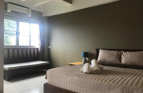 Khlong Khut Hotel | Baan Ton Chan