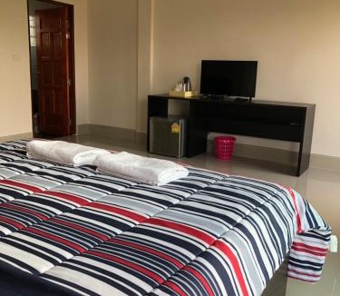 Pakham Hotel | Pakham Gardens Resort
