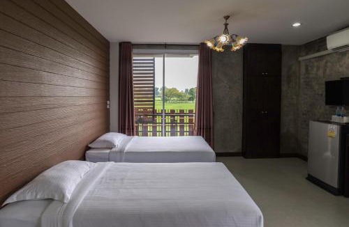 Pak Phli Hotel | Nava Resort