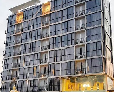 Noen Phra Hotel | Izen Plus Budget Hotel & Residence