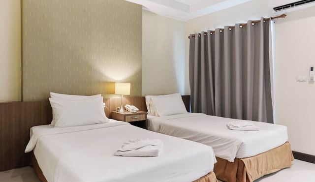 Sunday Platinum Suites
