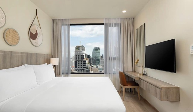 Staybridge Suites Bangkok Sukhumvit by IHG