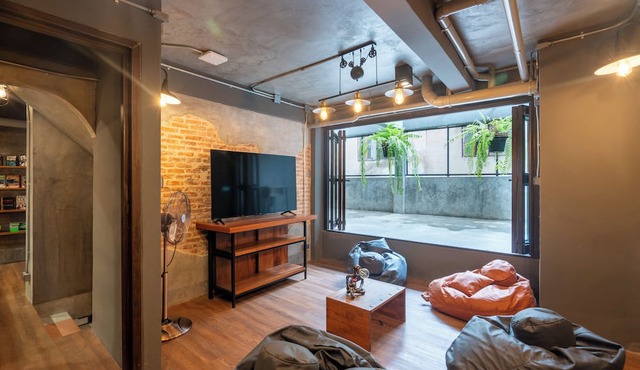 House of Machine Boutique Hotel