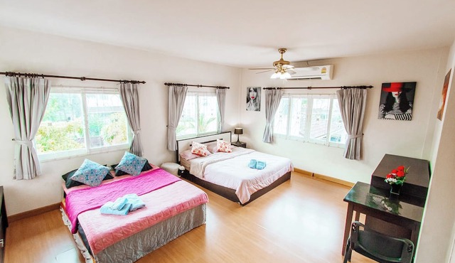 Private Residence Hosted by Sasithorn