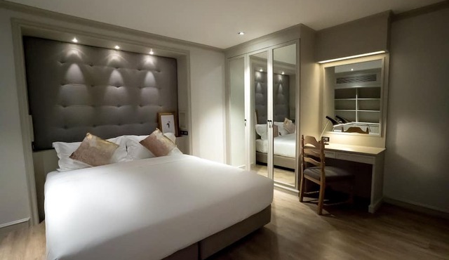 Glamorous Peaceful Apt 2br 2ba Centre Wparkin 7 Mins to Bts Free Wifi
