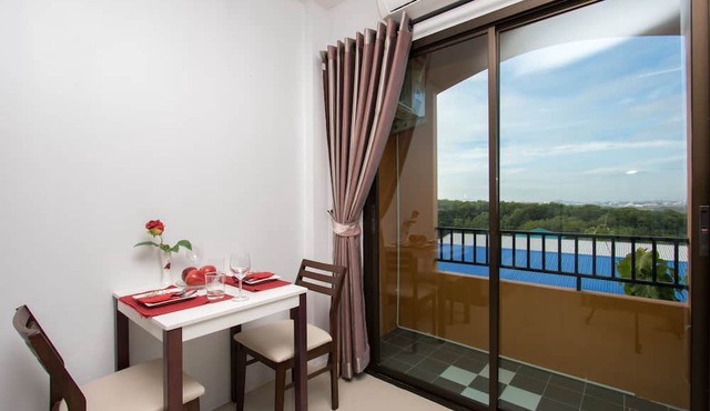 I-Home Residence and Hotel