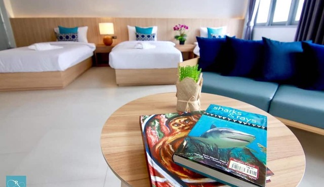 Rajthani Hotel