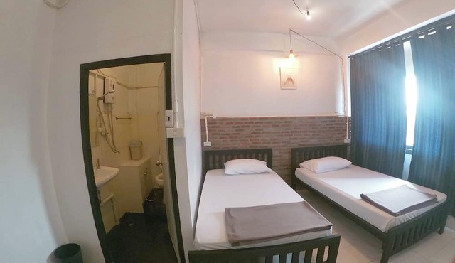 Chinawat Hotel