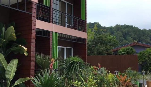 Baan Suan Punpaka Resort in La-ngu