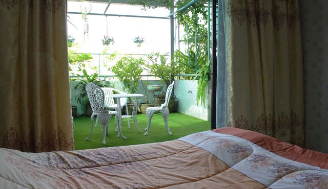 Charan 41 Hostel