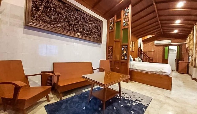 Baanthep Antique Homestay