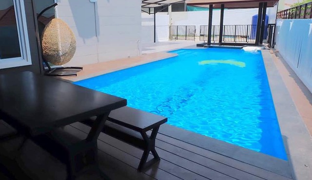 Moon Terrace Pool Villa
