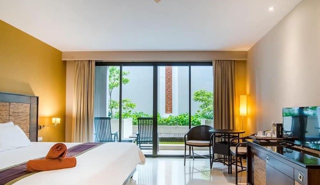 Tara Mantra Cha Am Resort