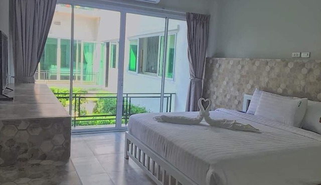 Kosit One Hotel in Bueang Sam Phan