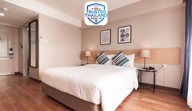 Samran Place Hotel