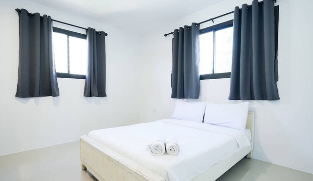 Snap INN Sukhumvit Soi 1