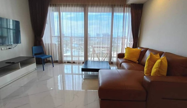 Zire Wongamat - 1 bedroom Condo with Partial Seaview