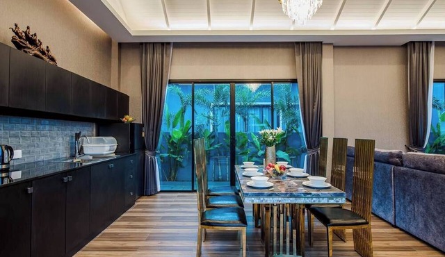 Sky Blue Pool Villa at Hua Hin 3bedrooms and 4 Bathrooms Near Cha-am Beach