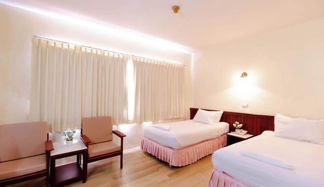 Chumphon Palace Hotel in Chumphon
