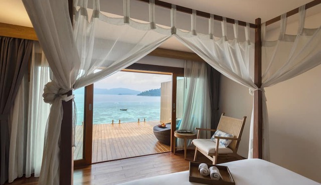 The Cliff Lipe in Koh Lipe