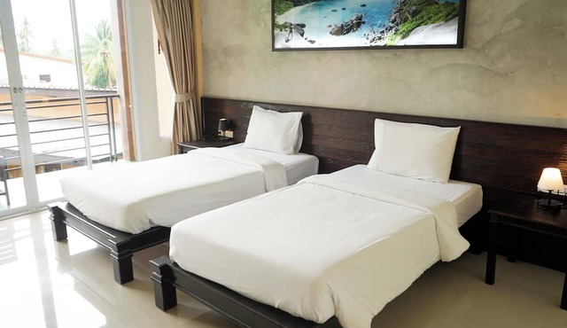 Khaolak Suthawan Resort in Takua Pa
