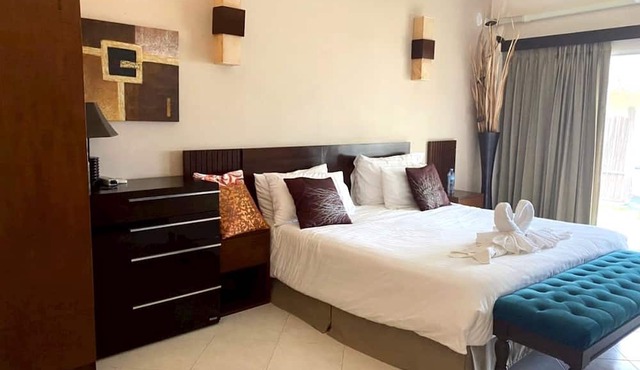 The Memory - 4 Bedrooms Beachfront Pool Villa