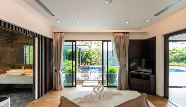 Tropical Haven 4 Bedroom Pool Villa