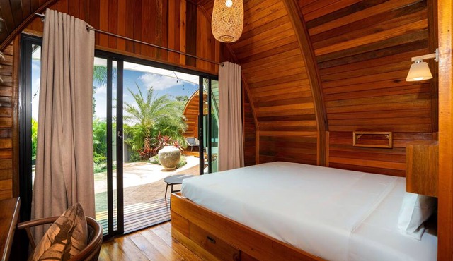 Tropical Chalet 2BR Pool Villa Pasak 2