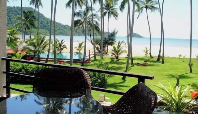 1 Bedroom Beachfront Apartment at Siam Royal View Resort