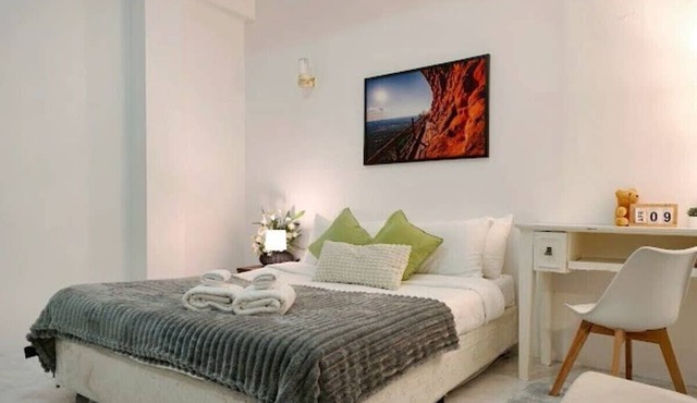 Xin Hotel at Udomsuk 25