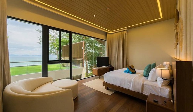 Sinae Residence Pool Villa in Ratsada