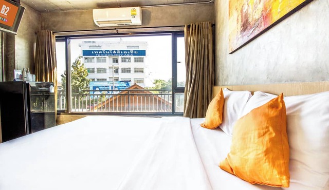 B2 Mahidol Boutique & Budget Hotel