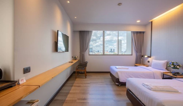 The Royal River Hotel in Bangkok