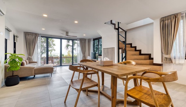 Baan Rawee Villas