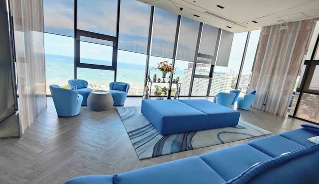 Sea View 2 Bed Room at Great Location