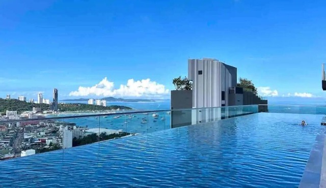 2 Bed Room Seaview Unit At Best Location in Muang Pattaya