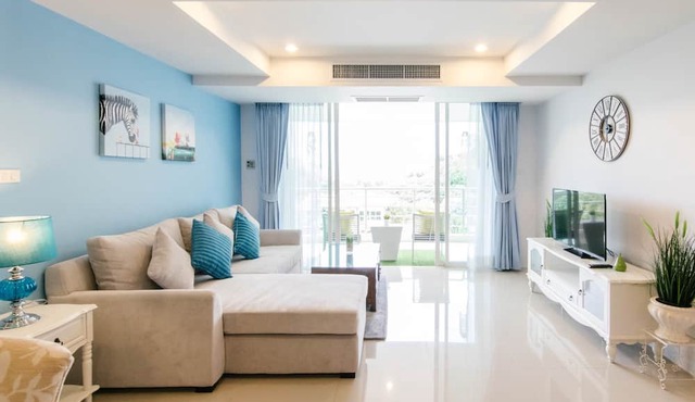 SeaRidge Hua Hin Resort & Pool Villa in Hua Hin