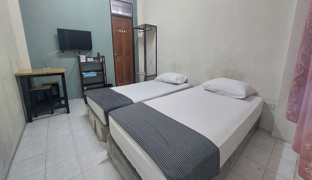 Sukhum Mega Bangna Guest House