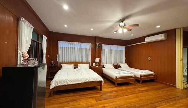 Punnattha House by Peema Villa