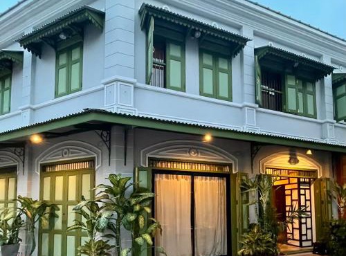 Churs Garden Entire House