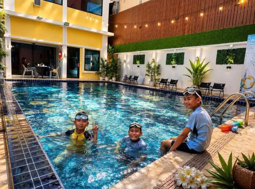 AT Pool Villa