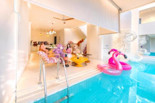 Bear House Private Pool Villa Pattaya