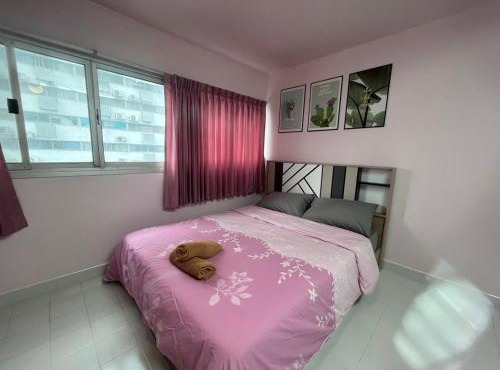 อิมแพค เมืองทองธานี c4 ห้องพักรายวัน in Thung Si Kan