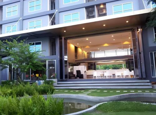 A+ Hotel in Ban Na Khwai