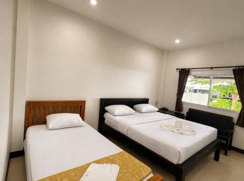 โรงแรมปริ๊นซ์ รีสอร์ท in Ban Dong Chaphlu