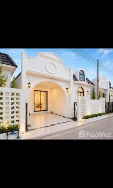 New Grand Town Home 2 in Pattaya South